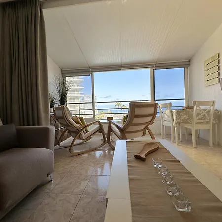 Prime Martianez Views Apartment